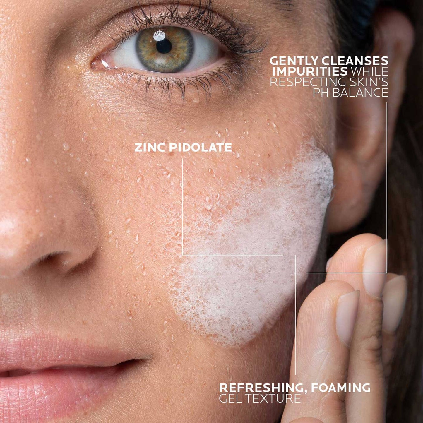effaclar-gel-facial-wash-for-oily-skin-e2 LaRochePosay-Product-Effaclar-Effaclar-Foaming-Gel-400ml-3337872411991-texture-REV.jpg